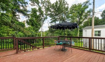 7133 Circleview Dr, Affton, MO 63123