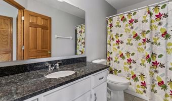 14255 Footbridge Way, Apple Valley, MN 55124