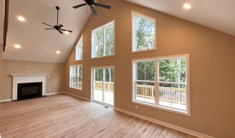 644 Towamensing Trl, Albrightsville, PA 18210