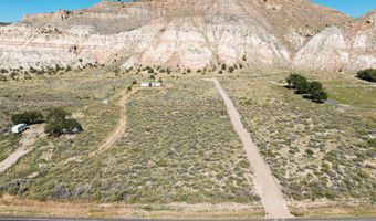 689 Utah 12, Cannonville, UT 84718