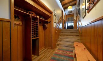 101 Lakeview Park Dr, Angel Fire, NM 87710