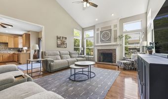 531 Brookside Ave, Algonquin, IL 60102
