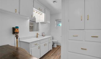 121 Pine Ave, Altus, OK 73521