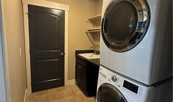 1724 Songbird Dr, Billings, MT 59101