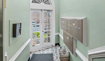 1125 MARYLAND Ave NE 6, Washington, DC 20002