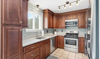 6 Standish Way 2, Amherst, NH 03031