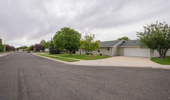 3326 Frisby Ave, Cody, WY 82414