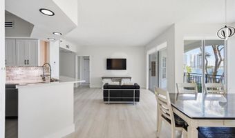 3255 NE 184th St 12210, Aventura, FL 33160