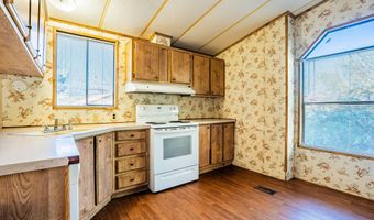 33300 S JEANNE Ln, Black Canyon City, AZ 85324