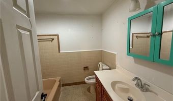324 CHINCHILLA Dr, Arabi, LA 70032