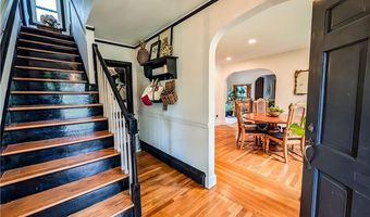 42 Mechanic St, North Smithfield, RI 02896