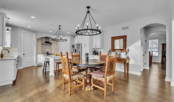 1091 Green Rd, Ann Arbor, MI 48105