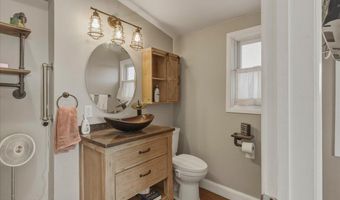 32 Cove Rd W, Bayville, NJ 08721
