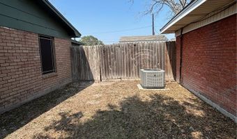 1005 Loma St, Alice, TX 78332