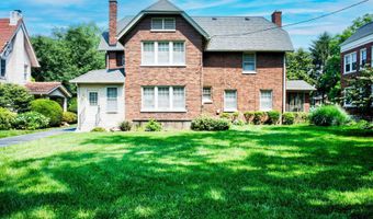 916 Audubon Pkwy, Audubon Park, KY 40213