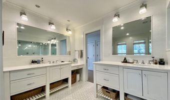 7 Whaling Rd, Darien, CT 06820