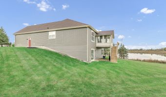 2660 Harnish Dr, Algonquin, IL 60102