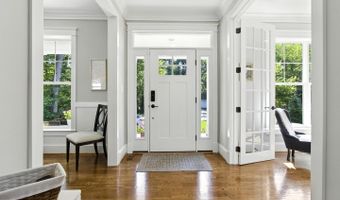 9206 FERNWOOD Rd, Bethesda, MD 20817