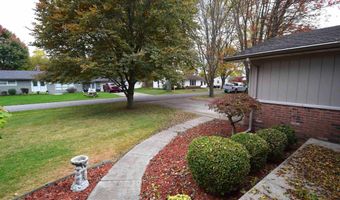 9640 Shady Ln, Algonac, MI 48001