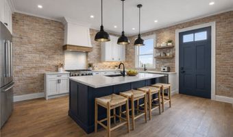 431 E Carson St, Airville, PA 15203