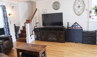 4 Amherst St, Augusta, ME 04330