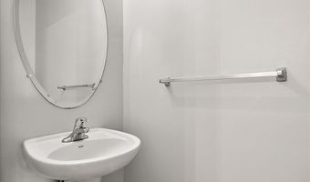 10900 HOLYSTONE Ln 503, Berlin, MD 21811