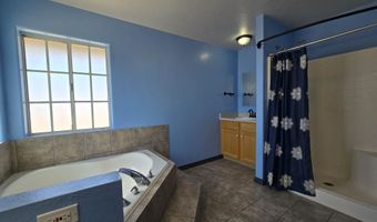 986 W Coffee Dr, Benson, AZ 85602