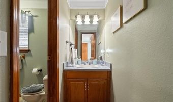 103 Lockwood, Ardmore, OK 73401