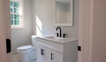 8 Woodland Ave, Standish, ME 04084