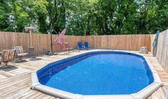 898 W Cunningham St, Alcoa, TN 37701