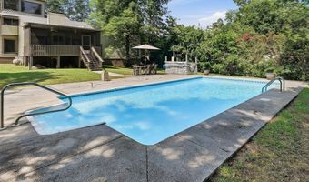 2206 Ashford Dr, Albany, GA 31721