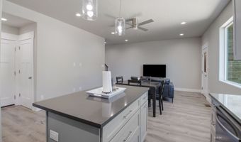 2421 N 5th St, Elko, NV 89801