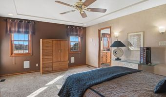 10047 SW 101st St, Auburn, KS 66402