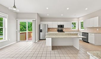 63 Meadow Brook Rd, Brookfield, CT 06804