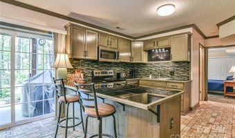 145 Fox Glen Dr, Arden, NC 28704