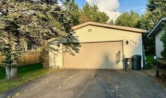 204 S 5th St E, Aurora, MN 55705