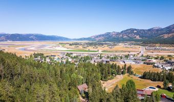627 GRANDVIEW Dr, Alpine, WY 83128