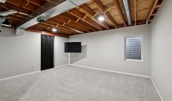 729 11th St SE, Altoona, IA 50009