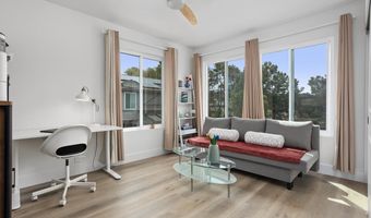 2819 Unicornio St, Carlsbad, CA 92009