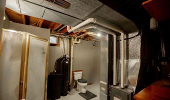 615 W State St, Algona, IA 50511