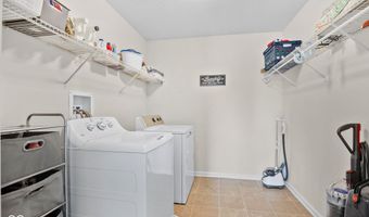 3033 Tuscarora Ln, Indianapolis, IN 46217