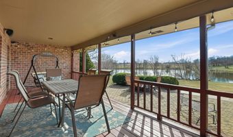 10047 SW 101st St, Auburn, KS 66402