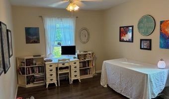 1424 Dicken Dr, Ann Arbor, MI 48103