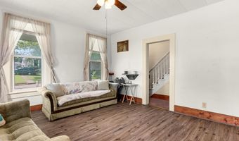 712 S MAIN St, Abingdon, IL 61410
