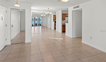 530 ORANGE Dr 11, Altamonte Springs, FL 32701