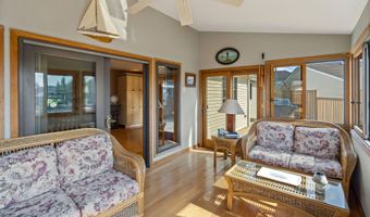 466 E Bay Ave, Barnegat, NJ 08005