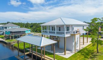 4054 Mallard St, Bay St. Louis, MS 39520