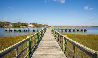 2111 W Ft Macon Rd 251, Atlantic Beach, NC 28512