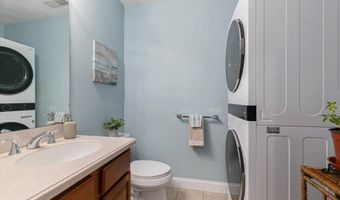 10 Cunningham Ln 204, Billerica, MA 01821