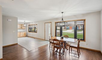 805 Davis St, Polk City, IA 50226